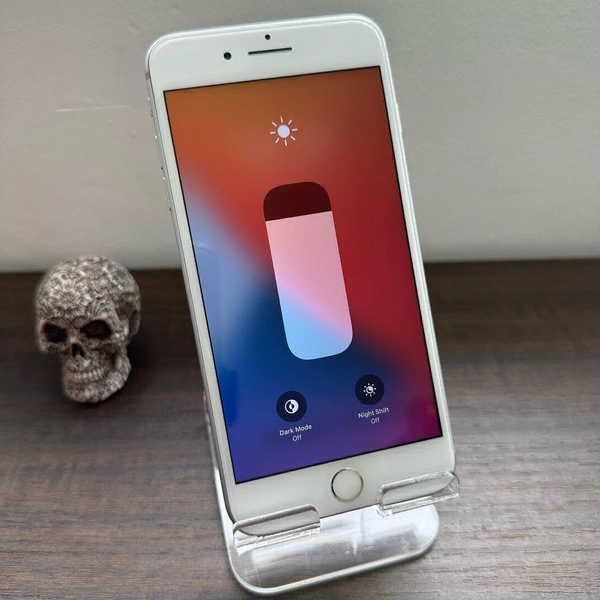iPhone 7 Plus 128Gb (1.5Yr Used) Fair condition - Mercury