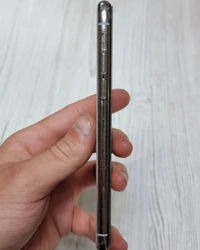 iPhone X 128Gb 13 Months used - Black