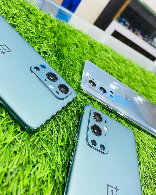 OnePlus 9 Pro 11 Months Used - Good Condition (Minor Scratches) - Nobel
