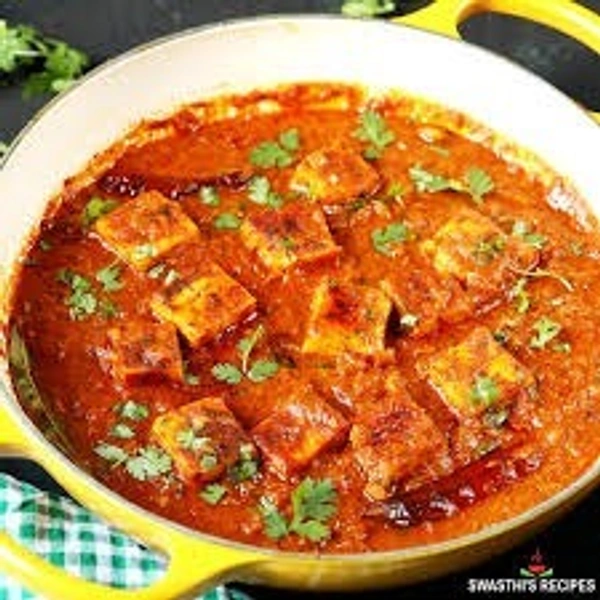 Parota (2pcs) With Paneer Curry