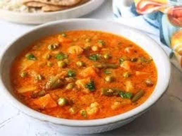 Parota (2pcs) With Veg Curry