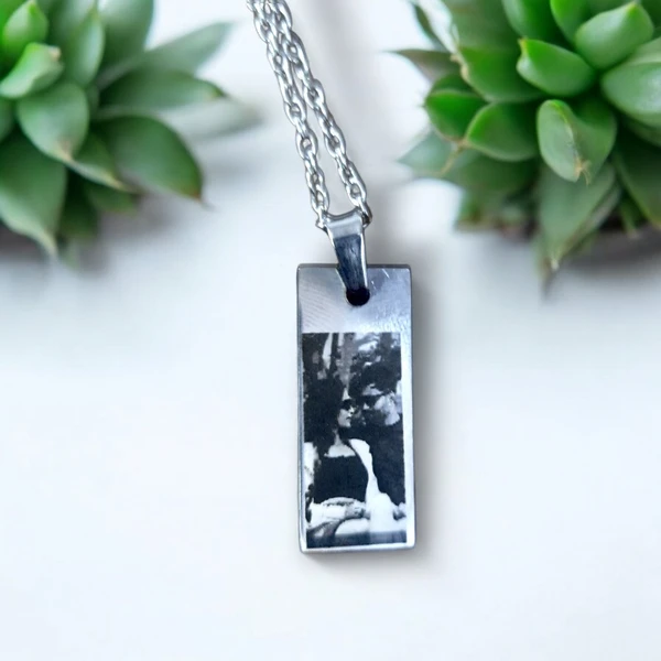 Itsmyway Customised Photo Pendant | Sketch Engrave on Stainless Steel Plate