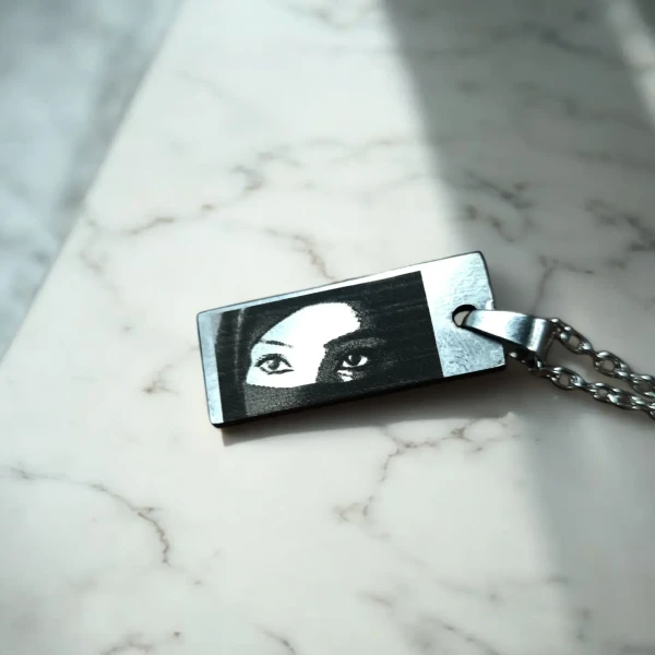 Itsmyway Customised Photo Pendant | Sketch Engrave on Stainless Steel Plate