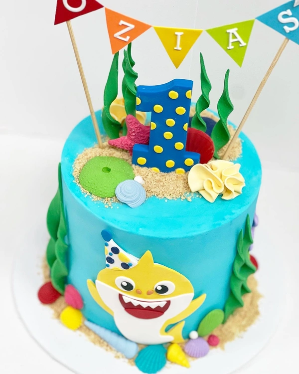 Designer Cakes 66