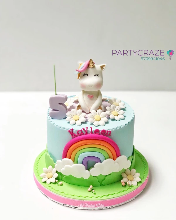 Designer Cakes 70