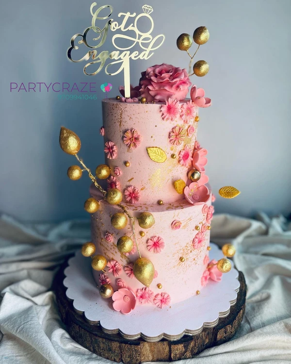 Designer Cakes 73