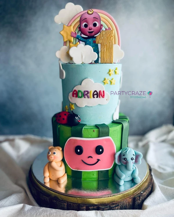 Designer Cakes 82