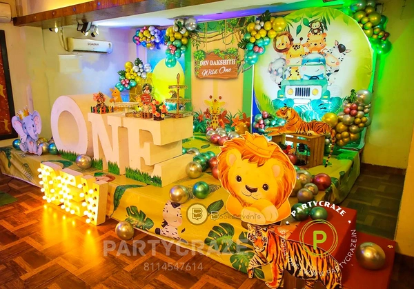 Jungle Safari Theme 