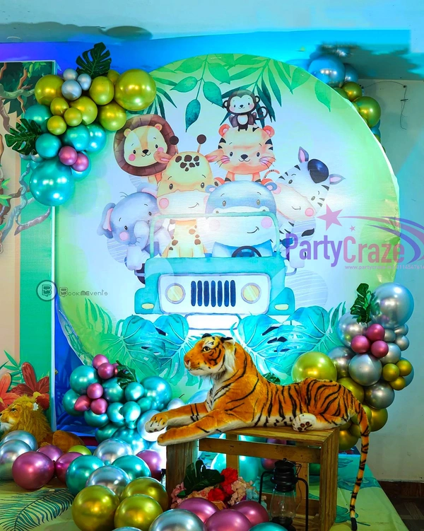 Jungle Safari Theme 