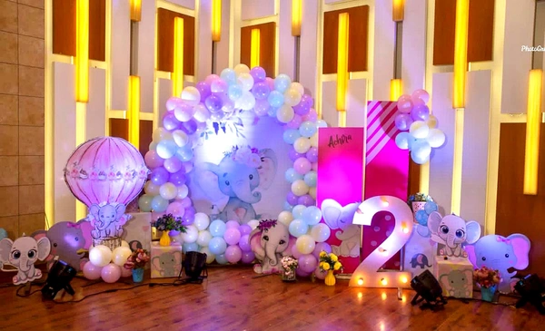 Baby Elephant Theme 