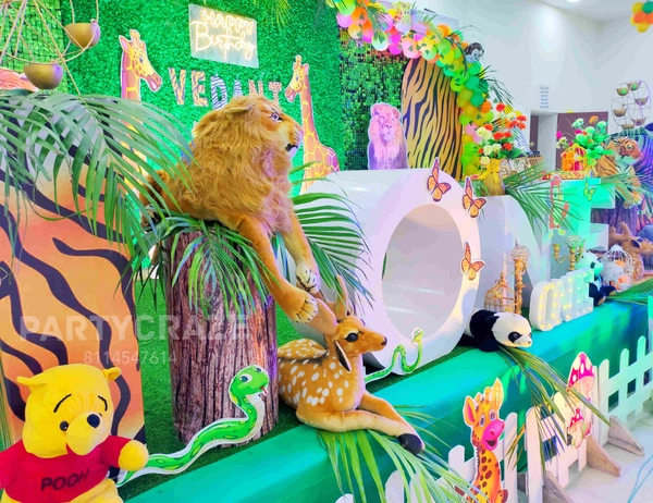 Jungle Safari Theme 