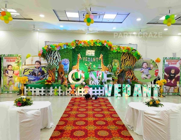 Jungle Safari Theme 
