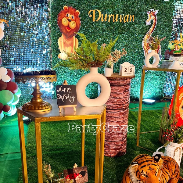 Jungle Safari Theme 