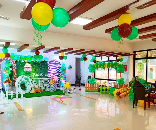 Jungle Safari Theme 