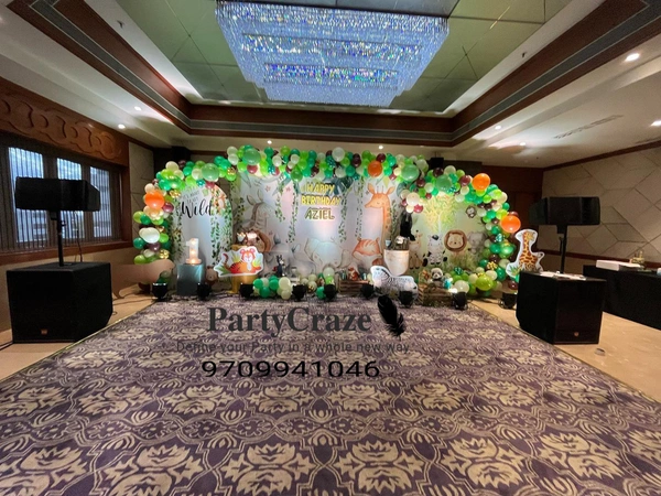 Jungle Safari Theme 