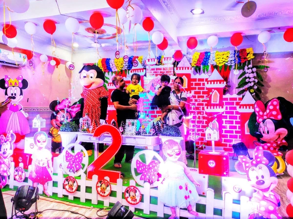 Minnie Mouse Theme 