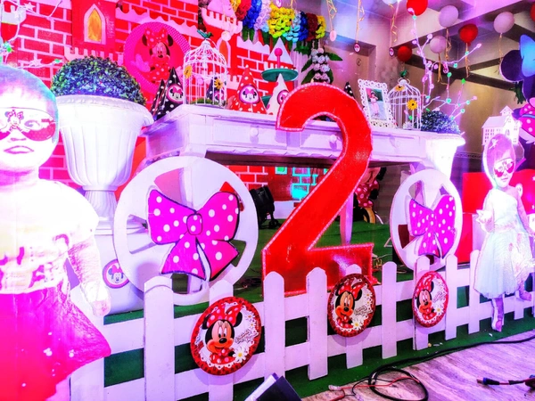 Minnie Mouse Theme 