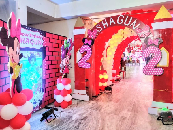 Minnie Mouse Theme 
