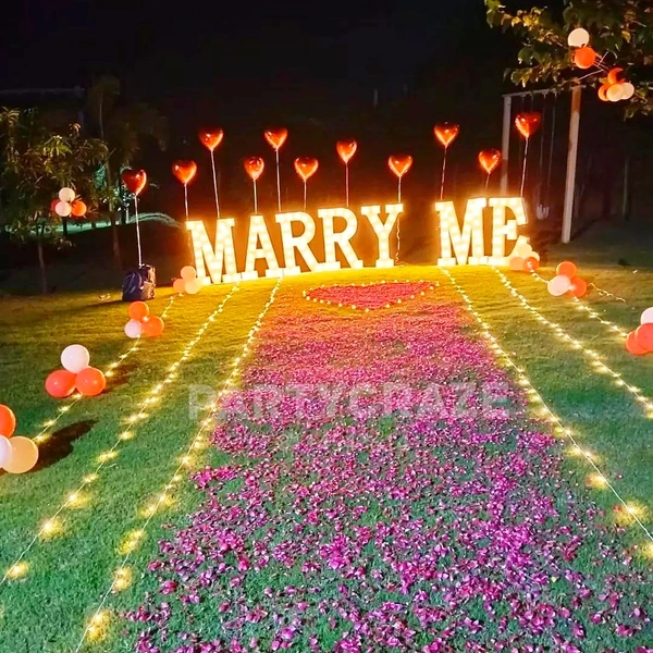 Surprise Decor 32