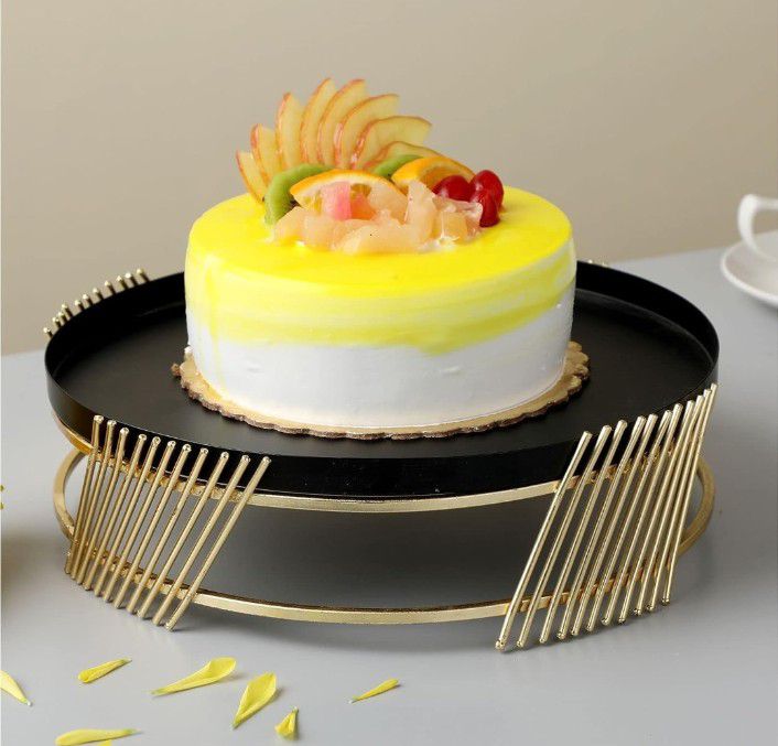 Surprise Cake Stand | Cakes in the city