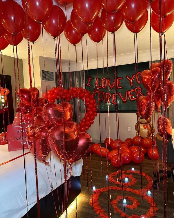 First Night Room Decor 17