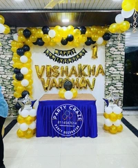 Balloon Decorators Near Me 