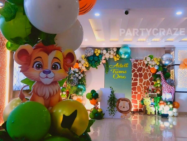 Jungle Safari Theme 