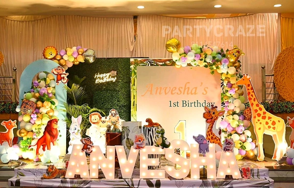 Jungle Safari Theme 