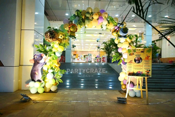 Jungle Safari Theme 