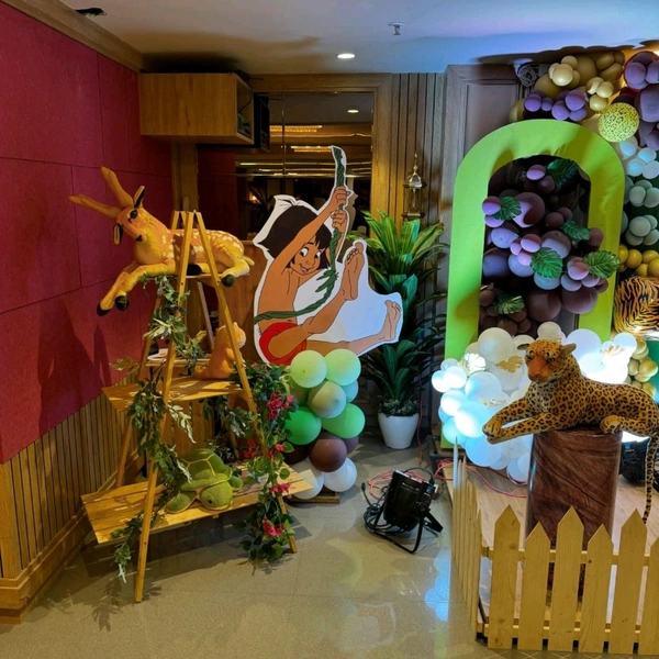 Jungle Theme