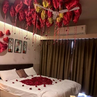 First Night Room Decor 25