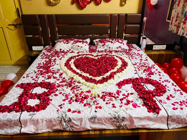 First Night Room Decor 28