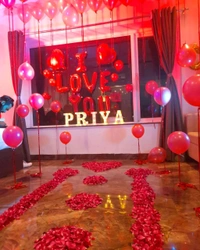 Balloon Decorator Near Me 