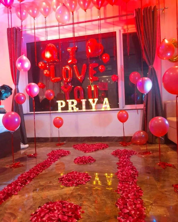 Balloon Decorator Near Me 