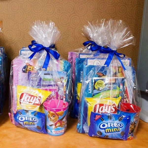 Snacks Gifts Hamper 