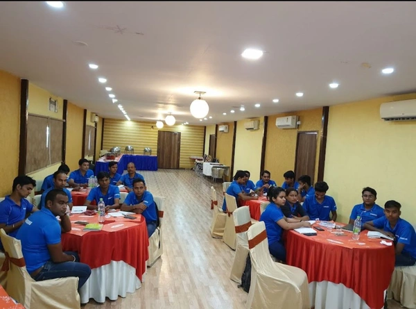Hotel Orange Inn Kankarbagh 
