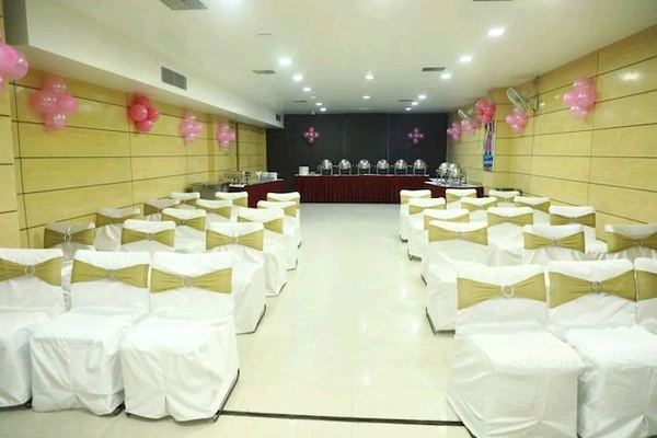 Amrapali Banquets, Anandpuri, Patna