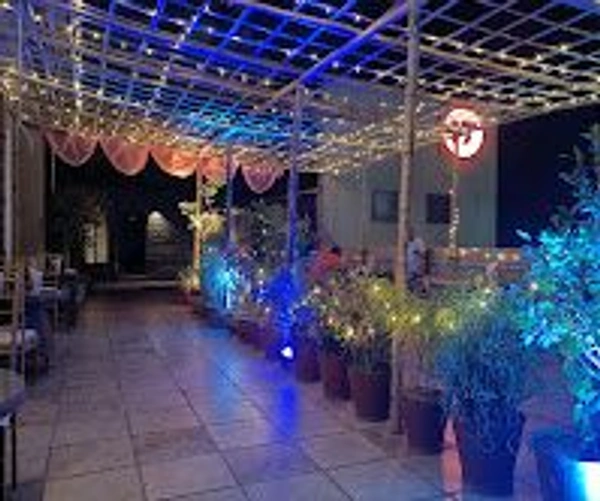 17 Degrees Party Hall