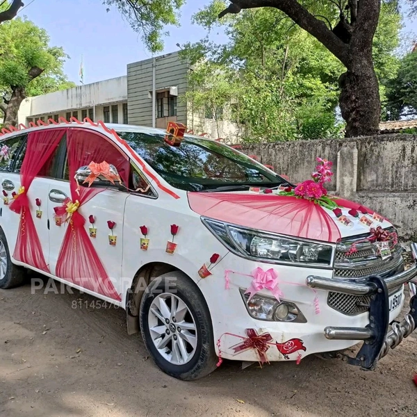 Wedding Car Decor 12