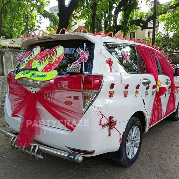 Wedding Car Decor 12