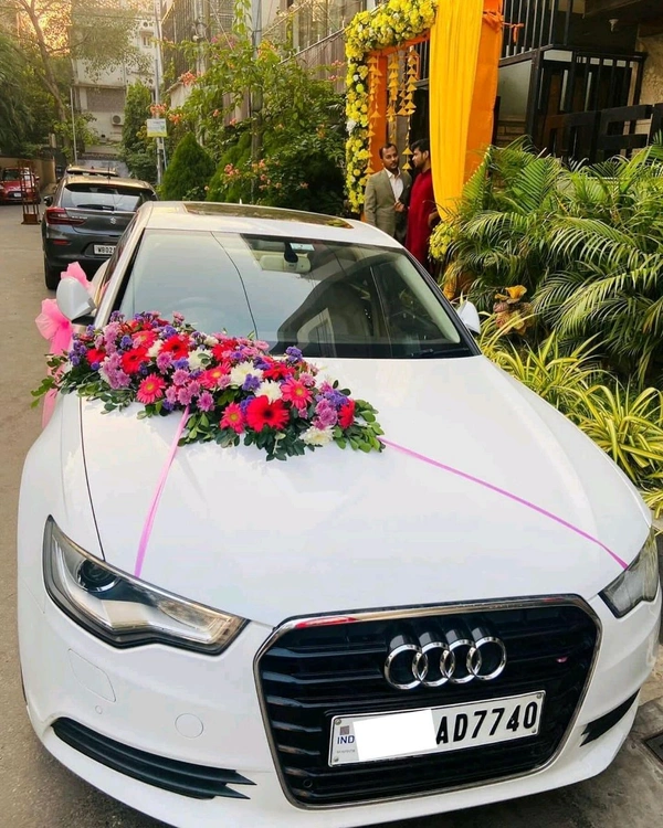 Wedding Car Decor 13