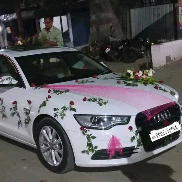 Wedding Car Decor 19
