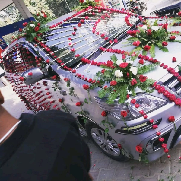 Wedding Car Decor 22