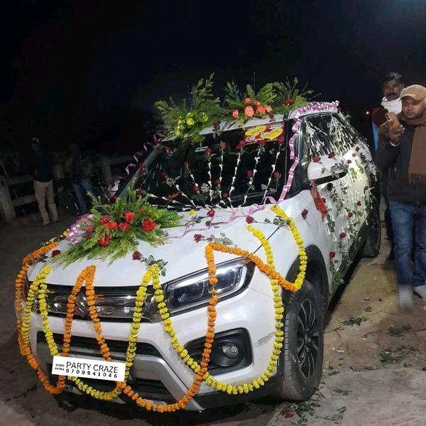 Wedding Car Decor 28