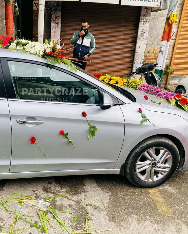Wedding Car Decor 35