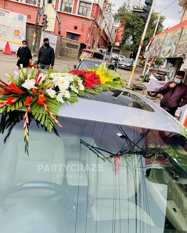 Wedding Car Decor 35