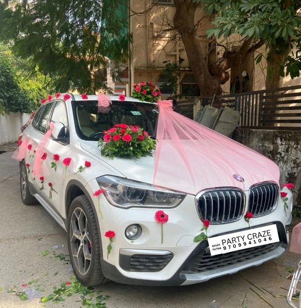 Wedding Car Decor 43