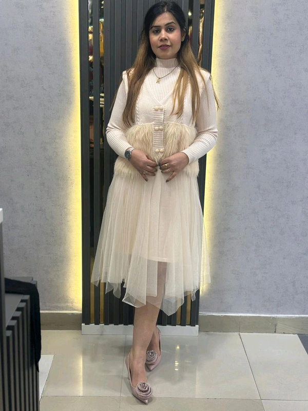 SKU 1470 Beautiful Korean Dress With Fur Jacket - Beige, Free Size M TO XXL