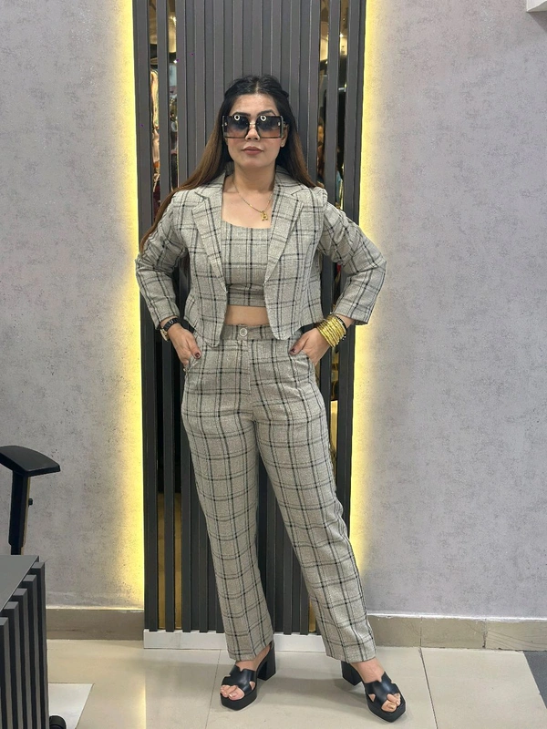 SKU 1491 Beautiful Three Piece Cordset - Olive, Free Size M TO XL