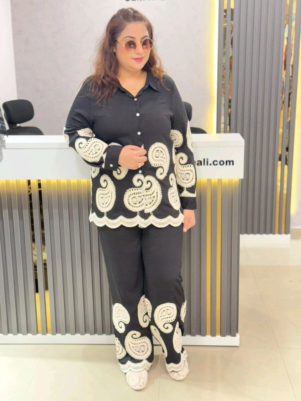 SKU 1859 Beautiful Embroidered Cordset  - Black, Free Size M TO XXL